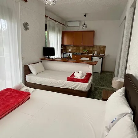 Apartment Pelekan And Athina 22