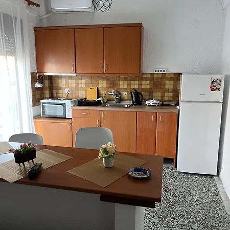 Apartman Pelekan And Athina 22